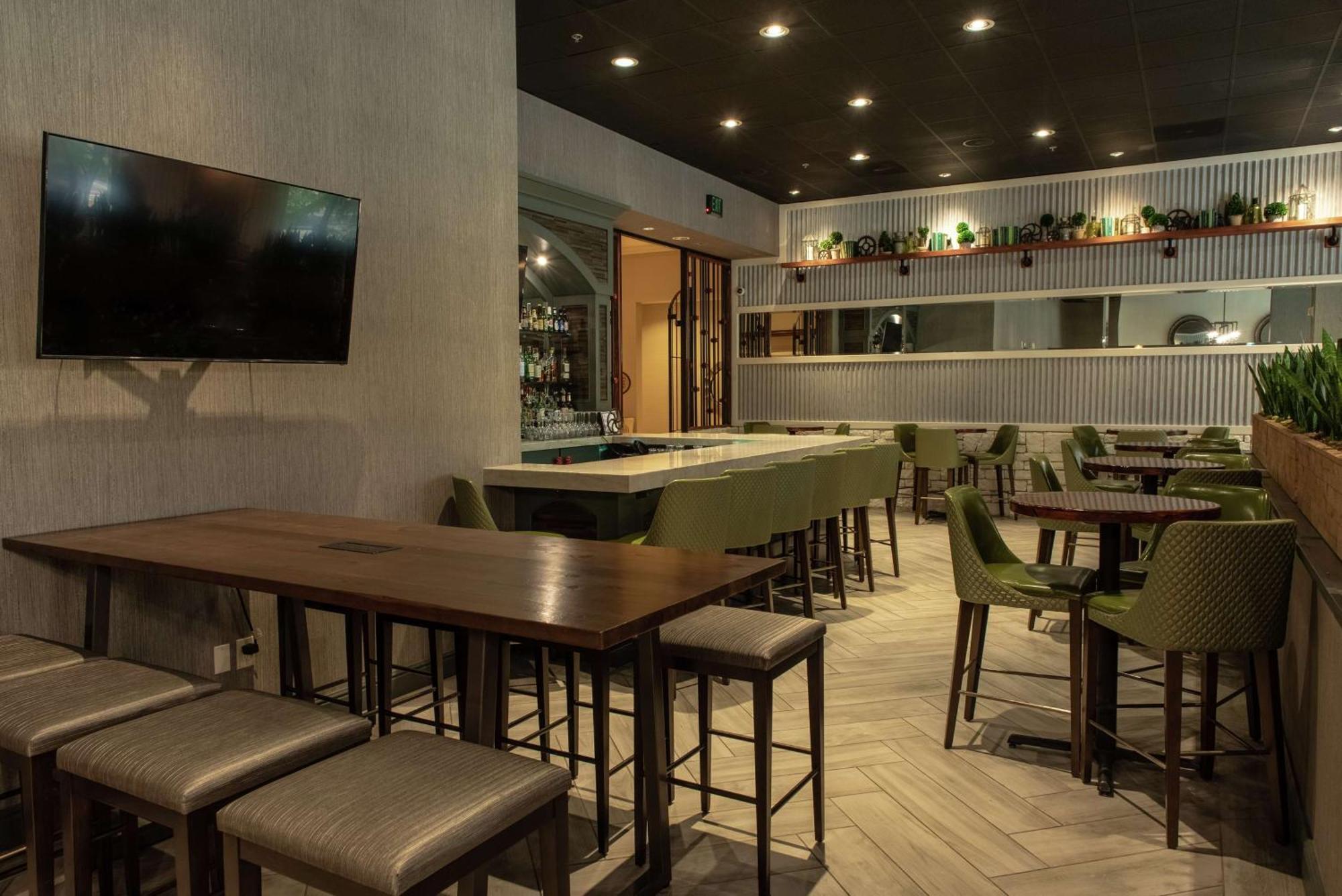 Hotel Zessa Orange County Airport, A Doubletree By Hilton Santa Ana Exterior foto