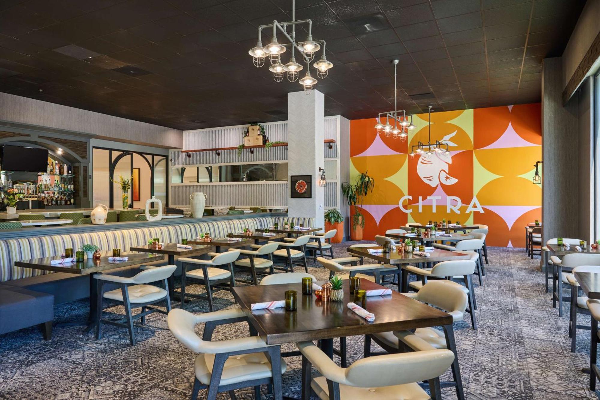 Hotel Zessa Orange County Airport, A Doubletree By Hilton Santa Ana Exterior foto
