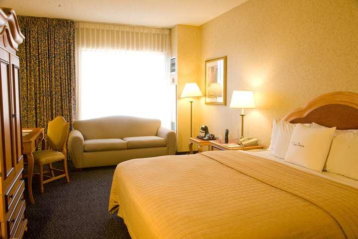 Hotel Zessa Orange County Airport, A Doubletree By Hilton Santa Ana Exterior foto